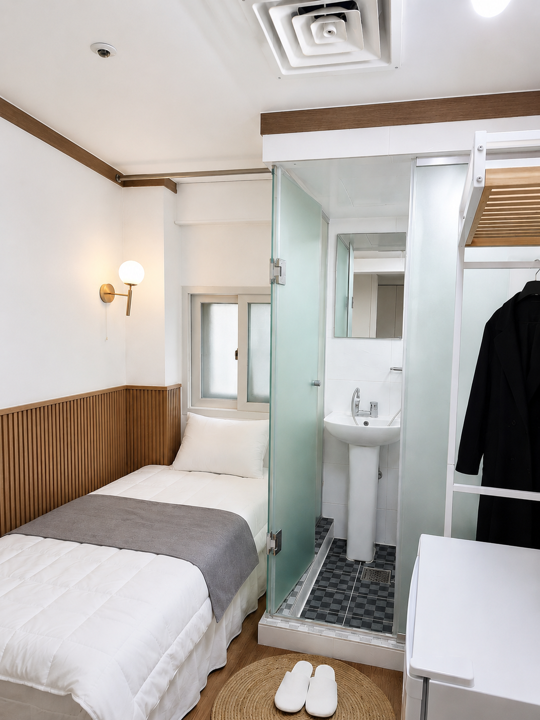 Room 2 1/9