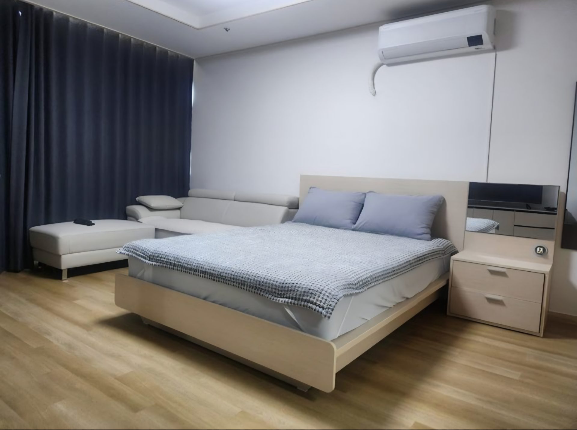 Shindorim large studio with great night view and natural light 1/4