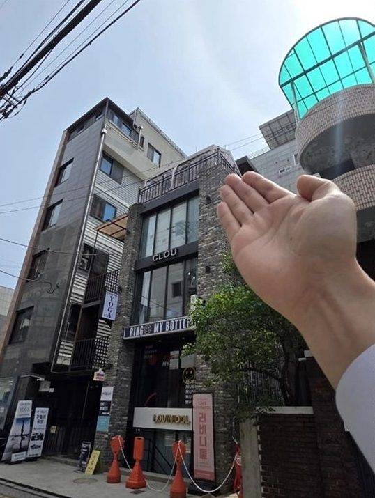 Hongdae Rooftop Studio 8/12