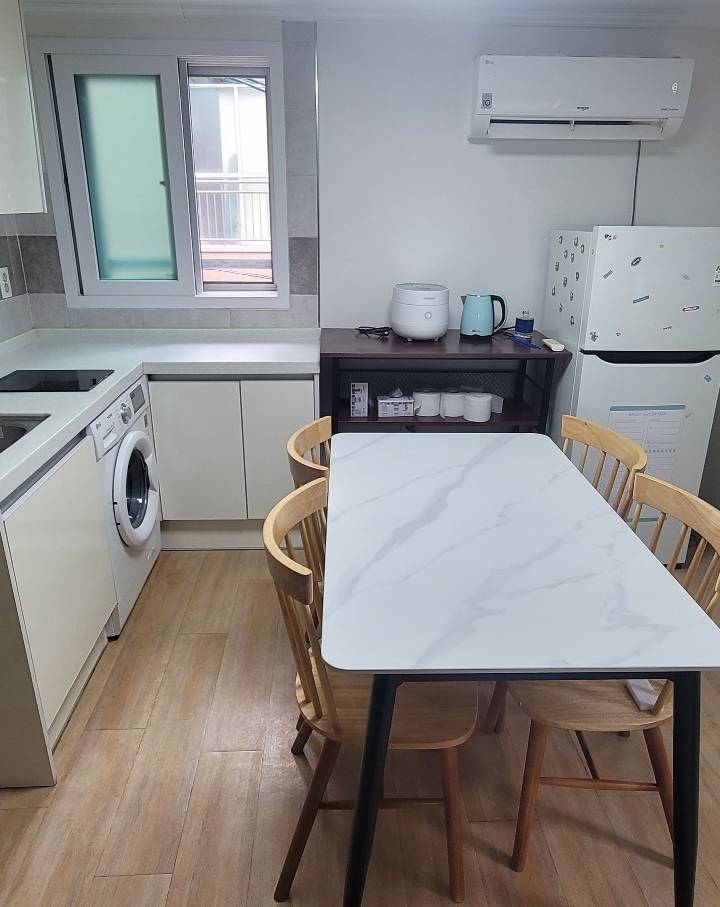 Sinchon, Ewha Womans University 6-min walk, Women's Share House