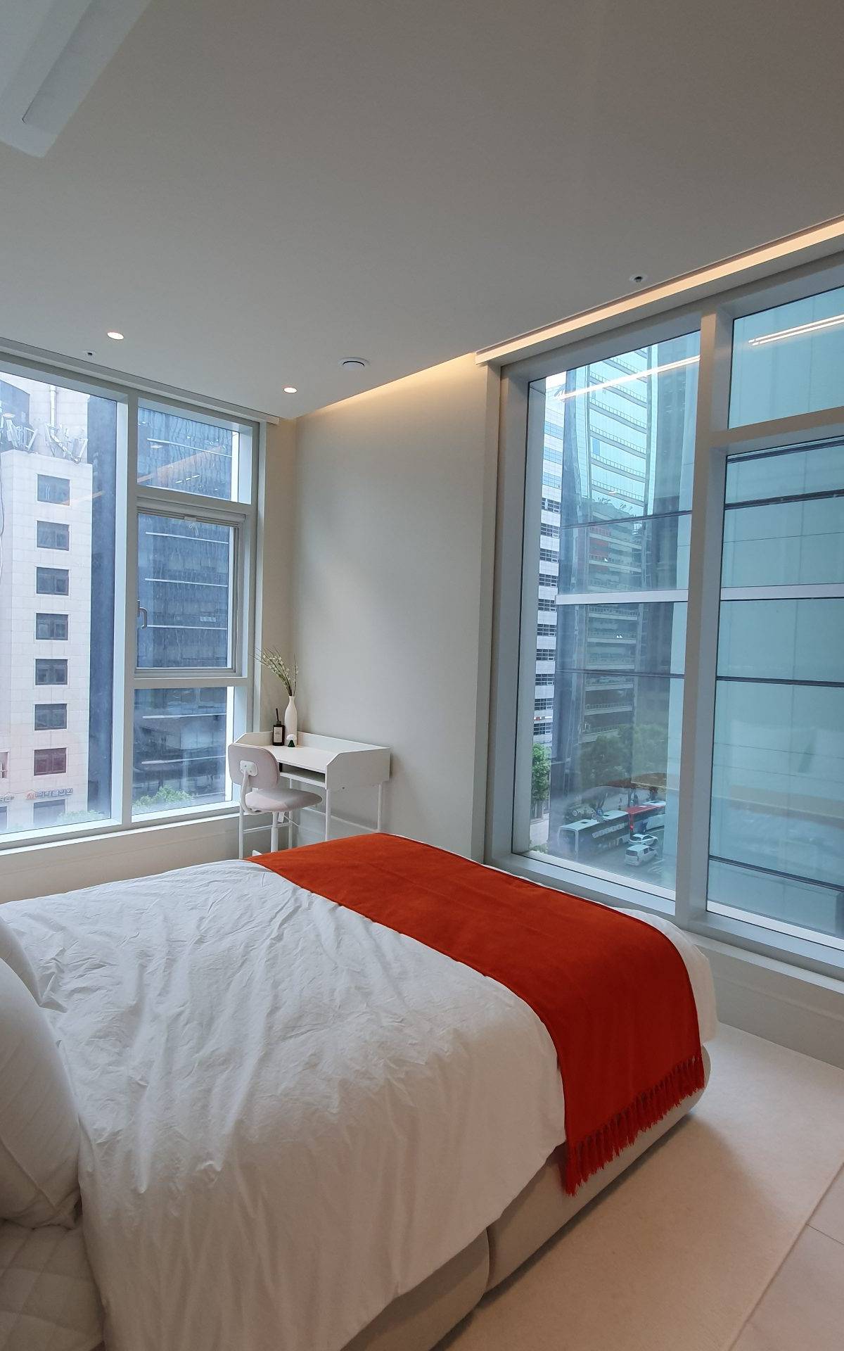 LUCA 831 GANGNAM LUXURY OFFICETEL 5/16